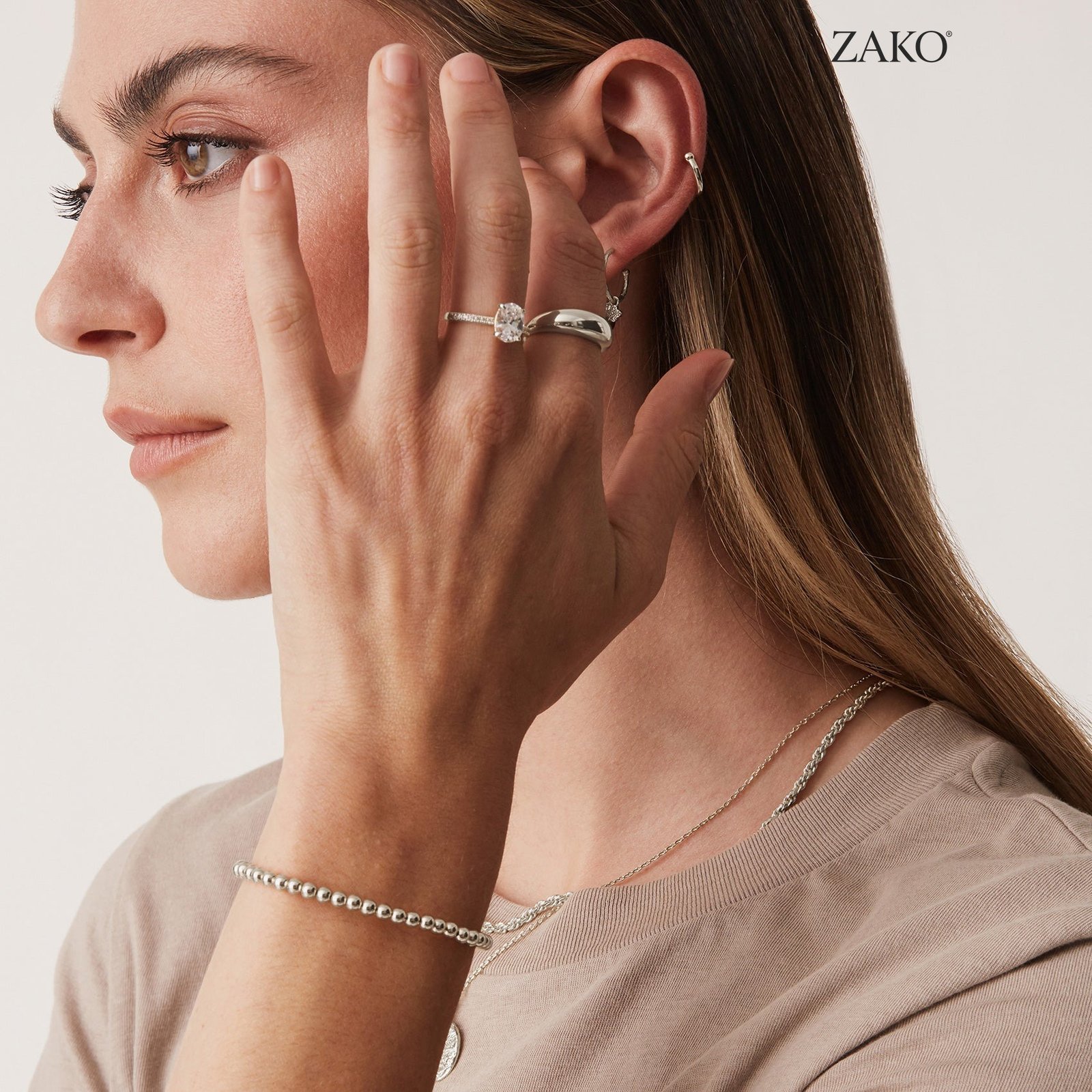 Solene Oval Ring - Image 8