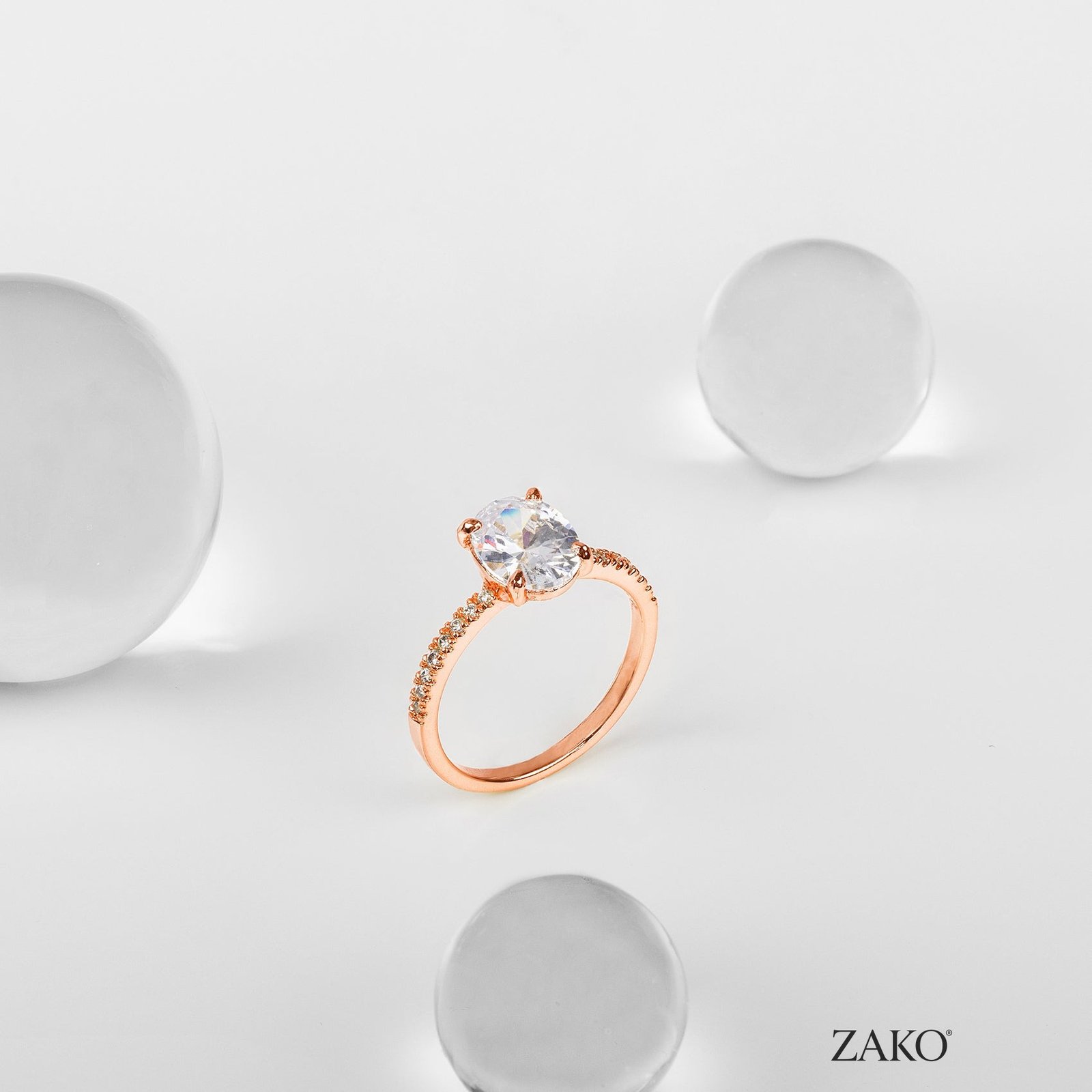 Solene Oval Ring - Image 16