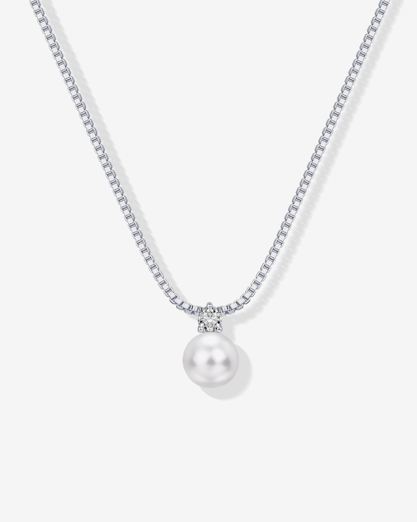 Esme Pearl Pendant - Image 4
