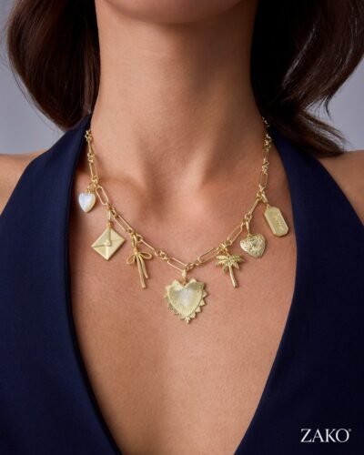 Perla Charm Necklace