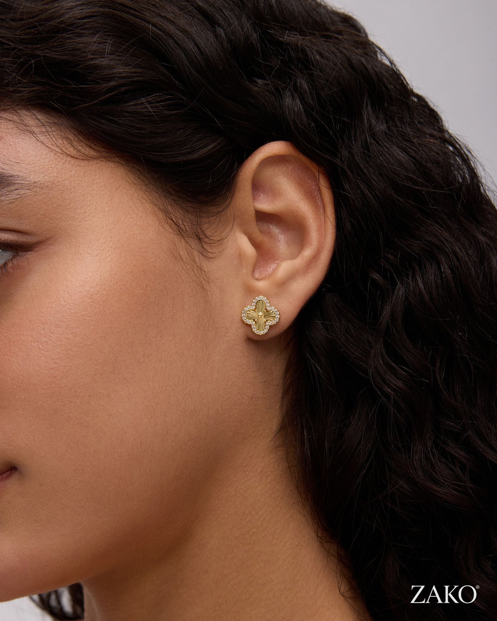 Vera Clover Studs - Image 4