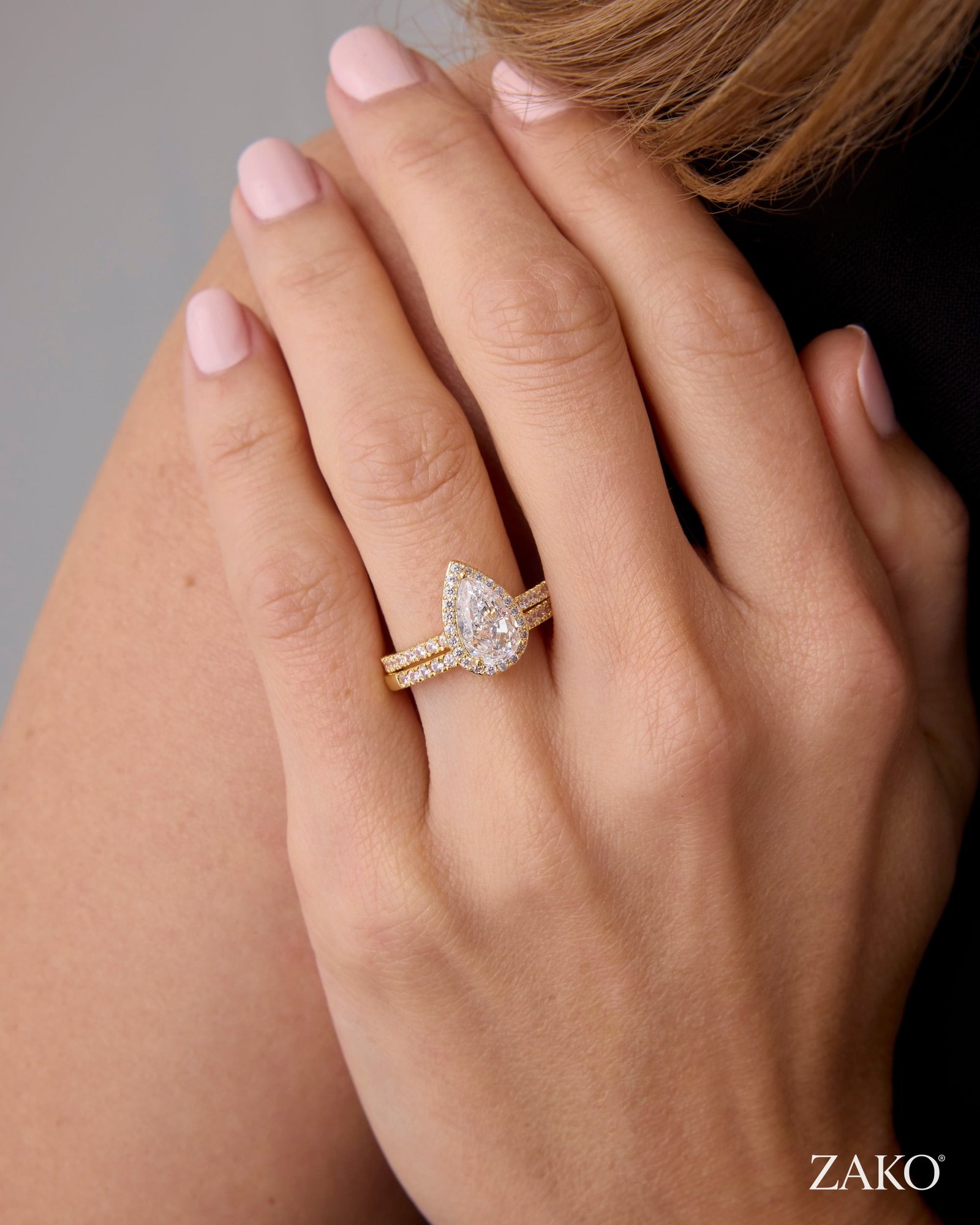 Vera Eternity Ring Set - Image 3