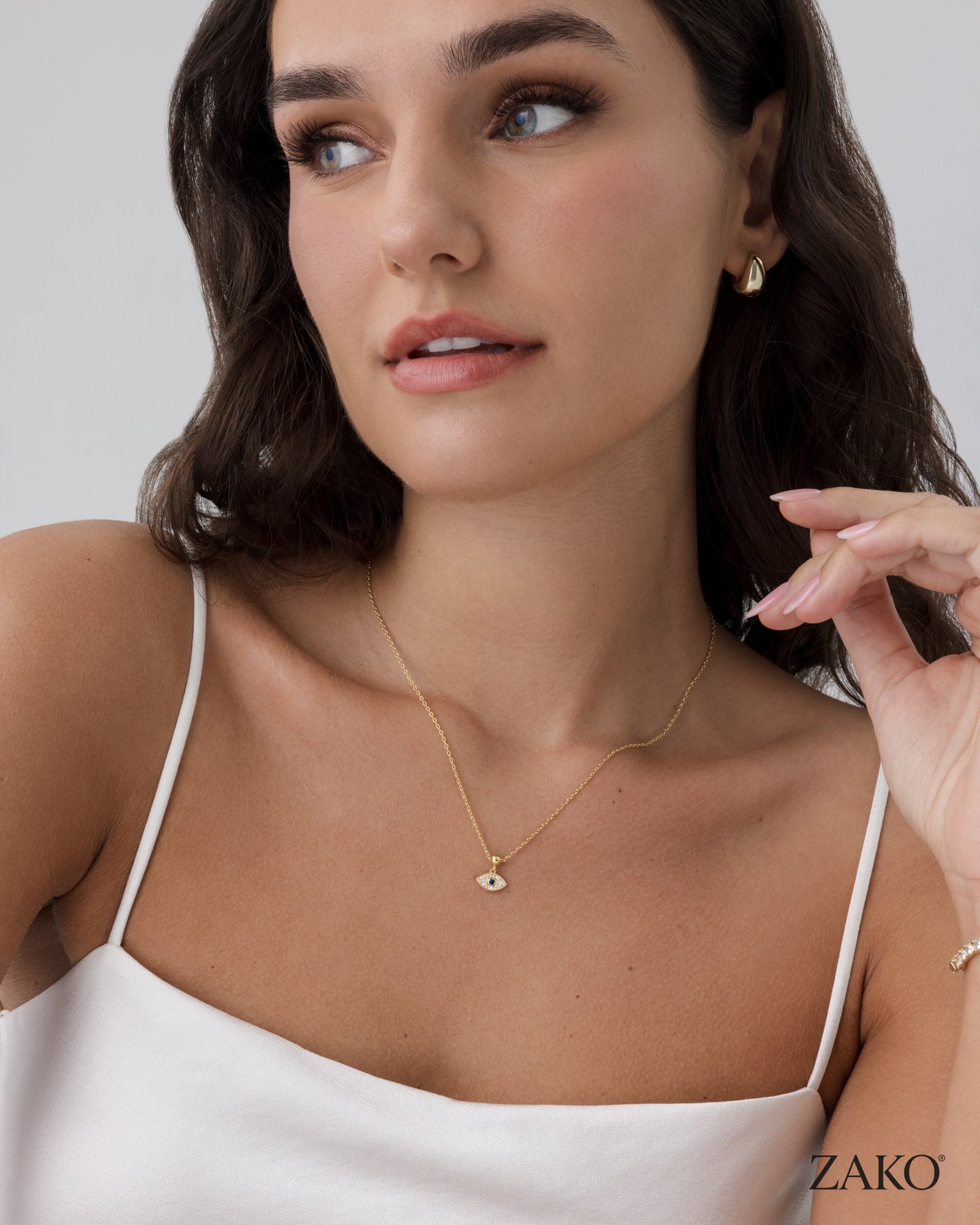 Giselle Eye Necklace - Image 3
