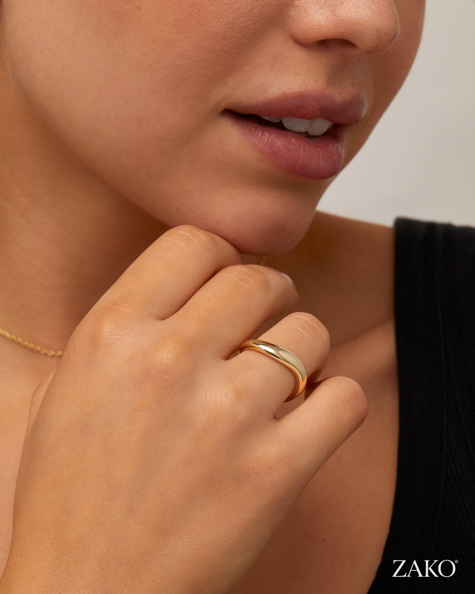 Celine Wavy Ring - Image 3