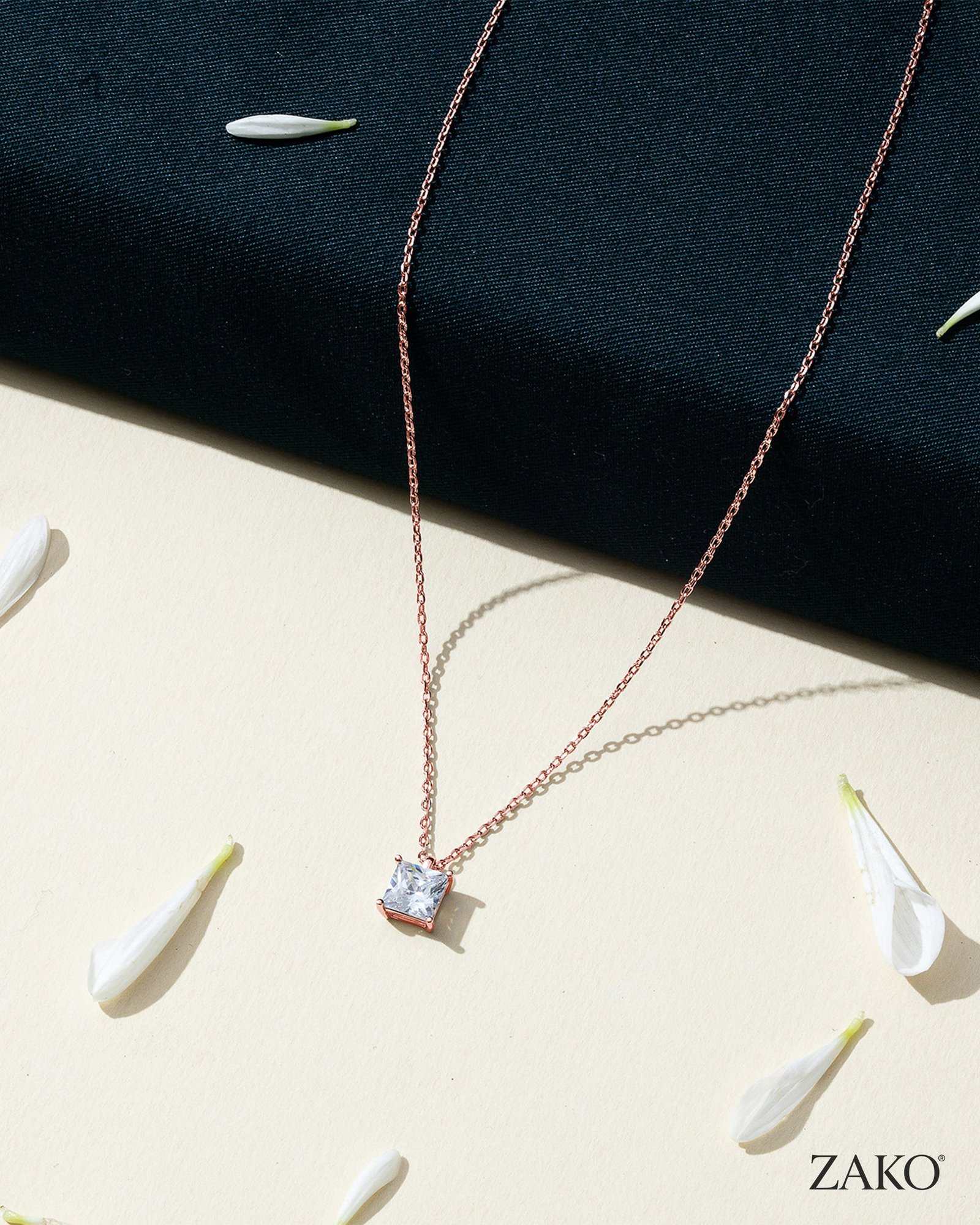 Ines Princess Necklace - Image 14