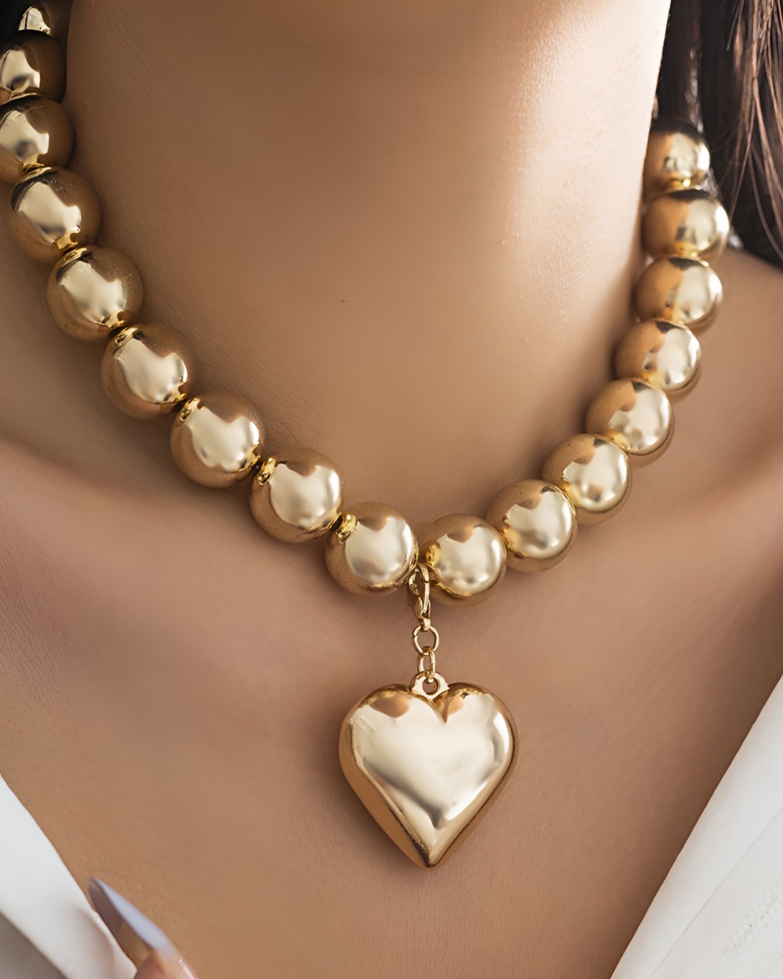 Puffed Heart Choker