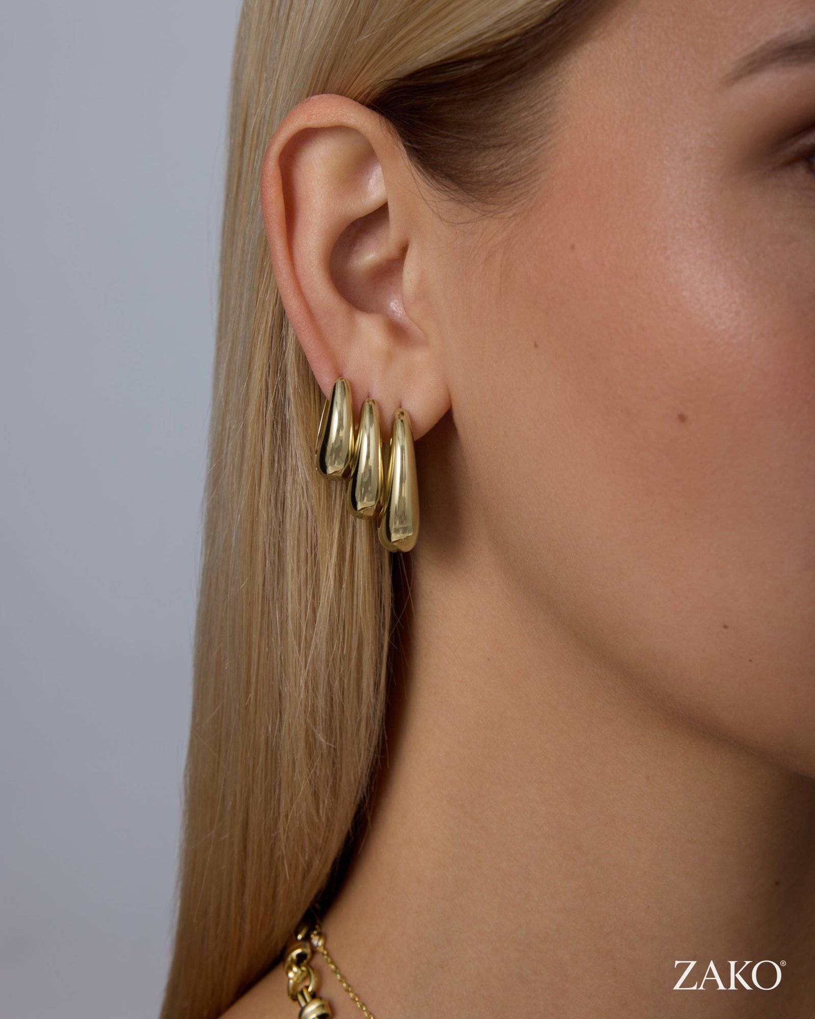 Isolde Oval Hoops - Image 3