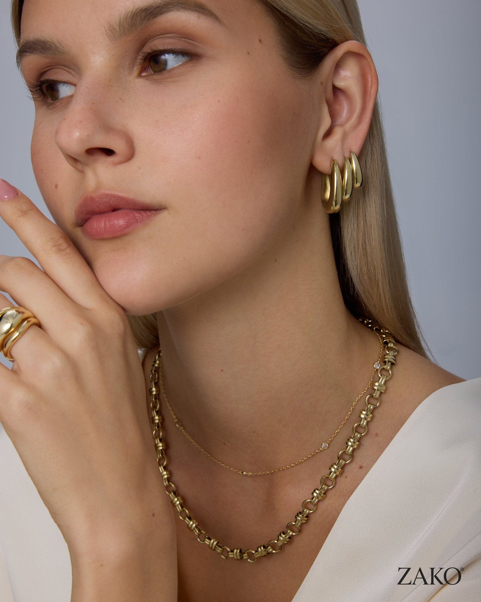 Isolde Oval Hoops - Image 4
