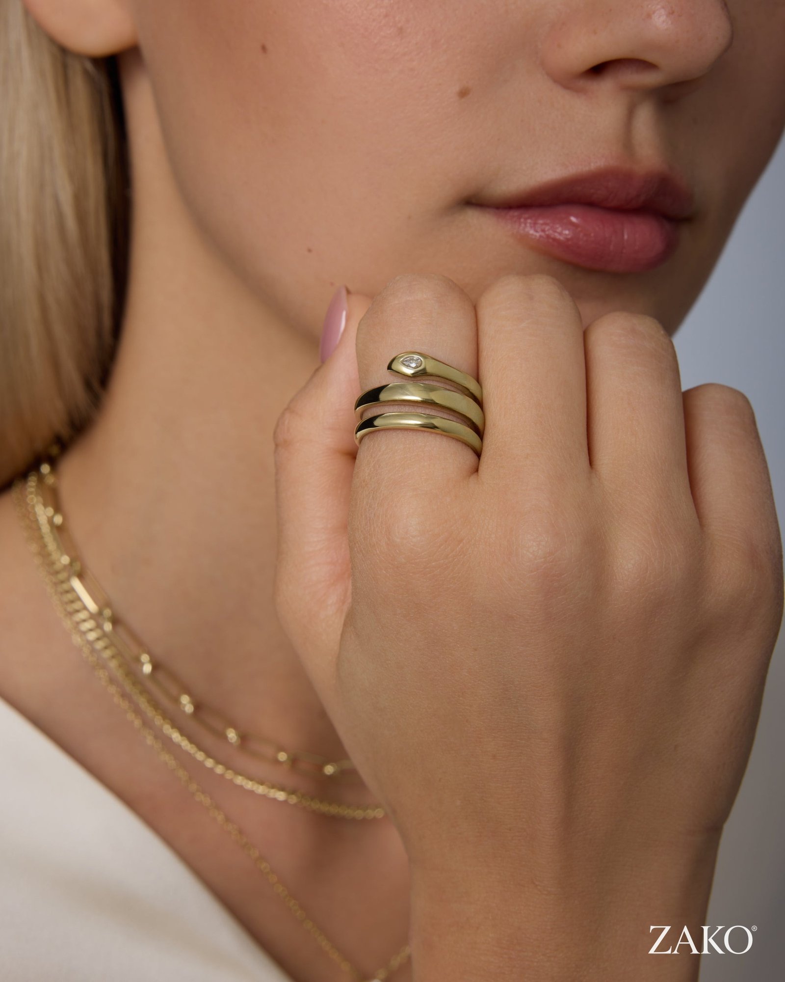 Lumi Snake Ring - Image 4