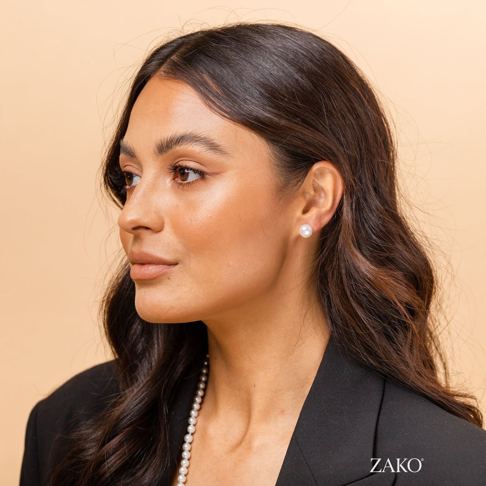 Amelie Pearl Studs - Image 7