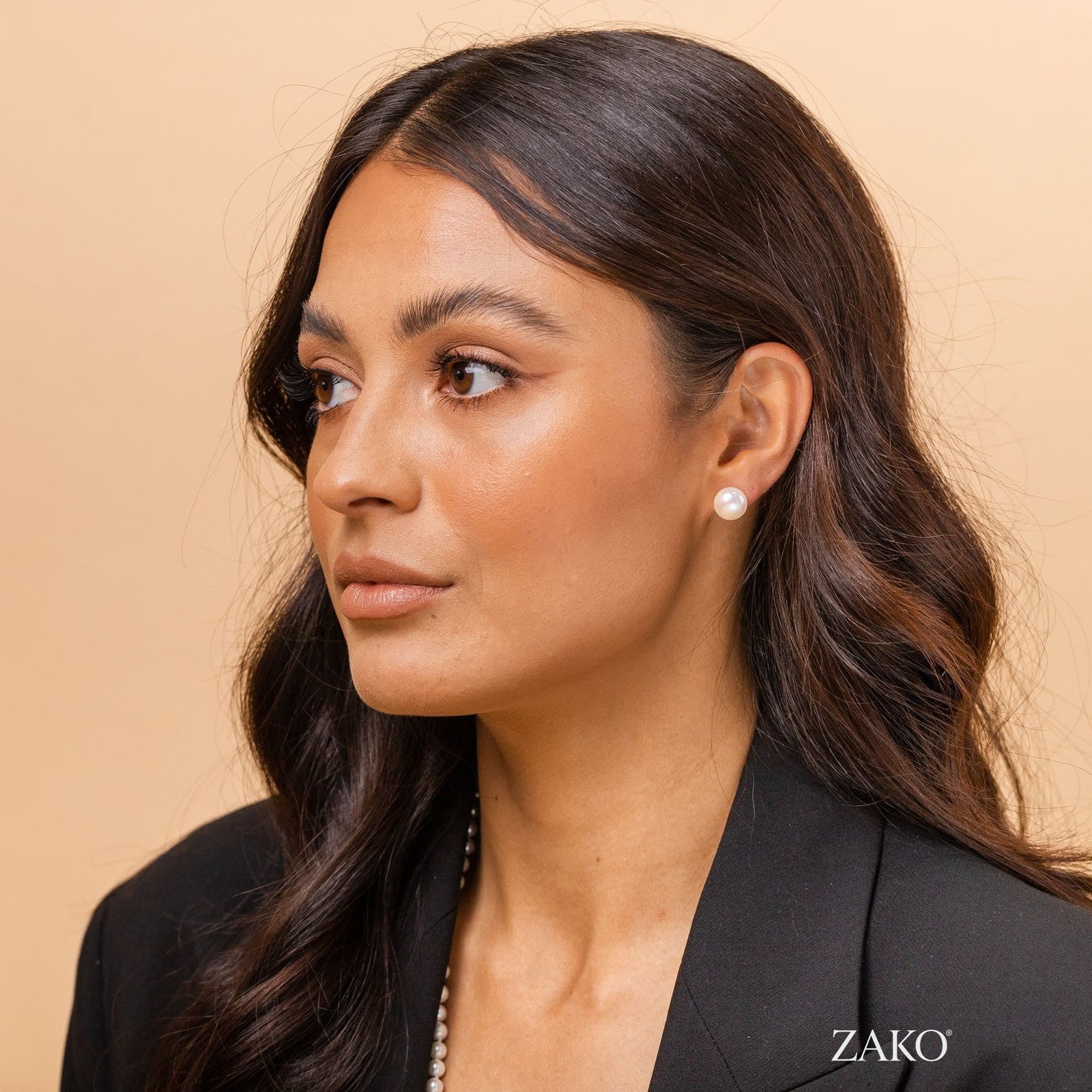 Amelie Pearl Studs - Image 8