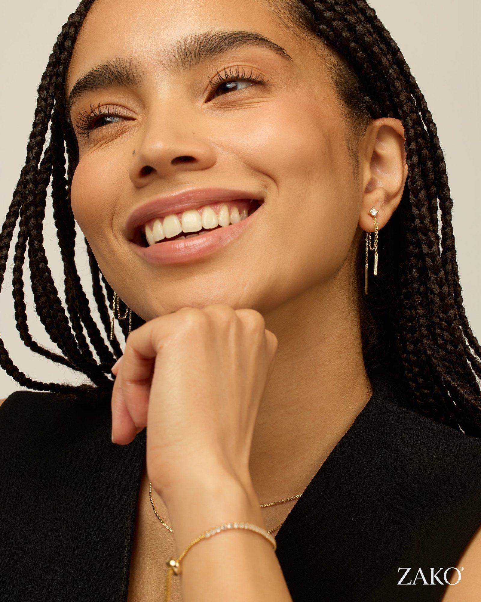 Freya Drop Earrings - Image 5