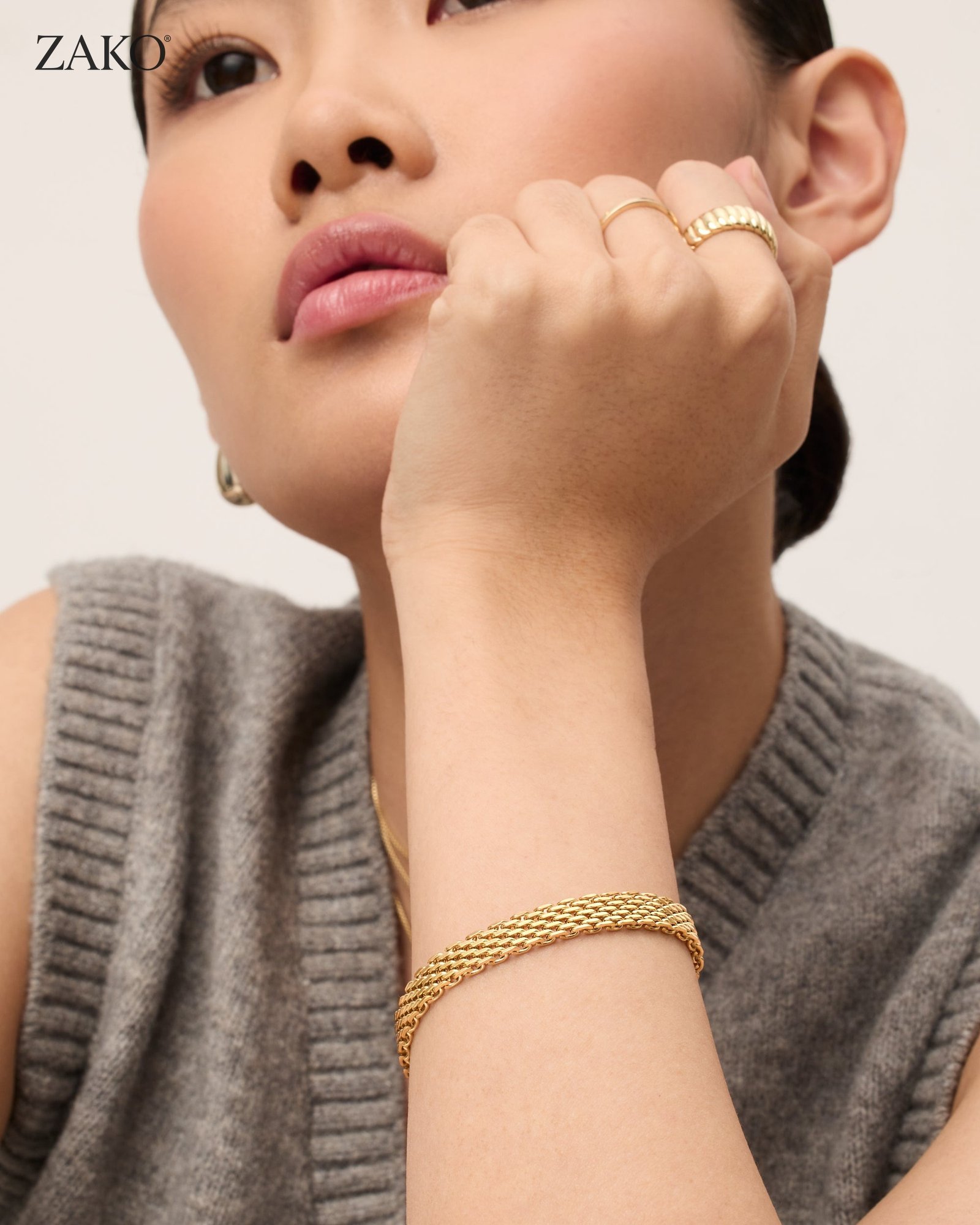 Vivienne Chain Bracelet - Image 4