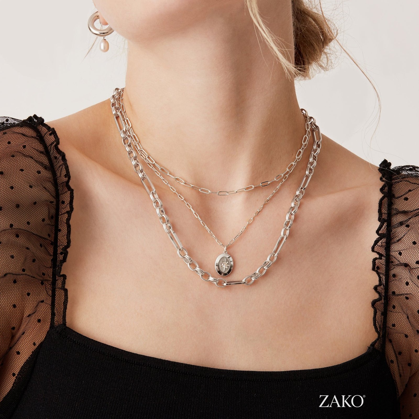 Delphine Chain Necklace - Image 9
