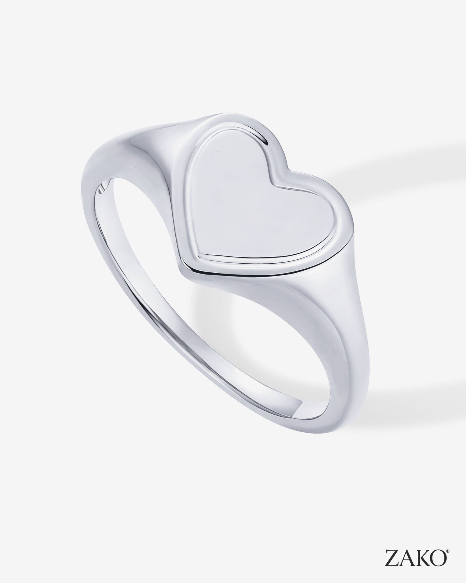 Nola Heart Ring - Image 8
