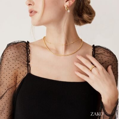 Alba Station Necklace