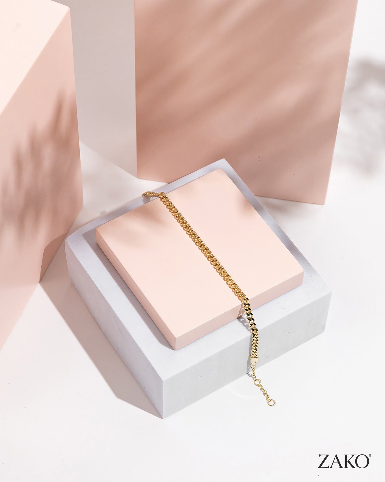 Maeve Curb Bracelet - Image 4