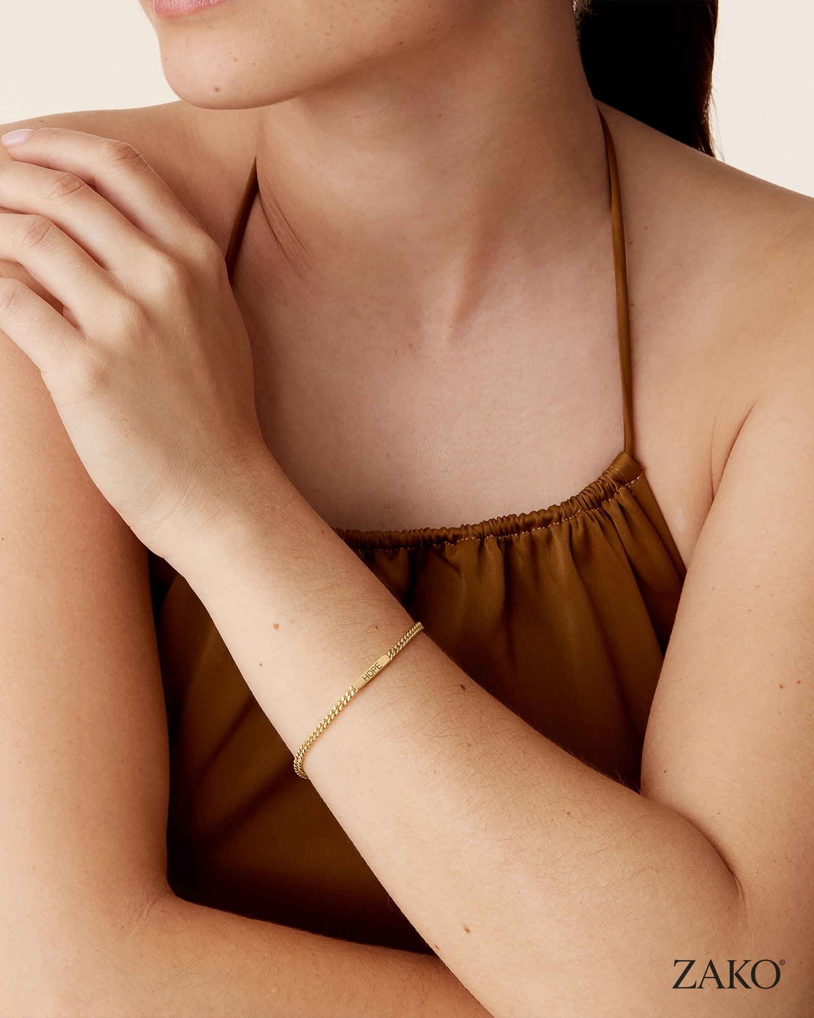 Kaia Curb Bracelet - Image 4