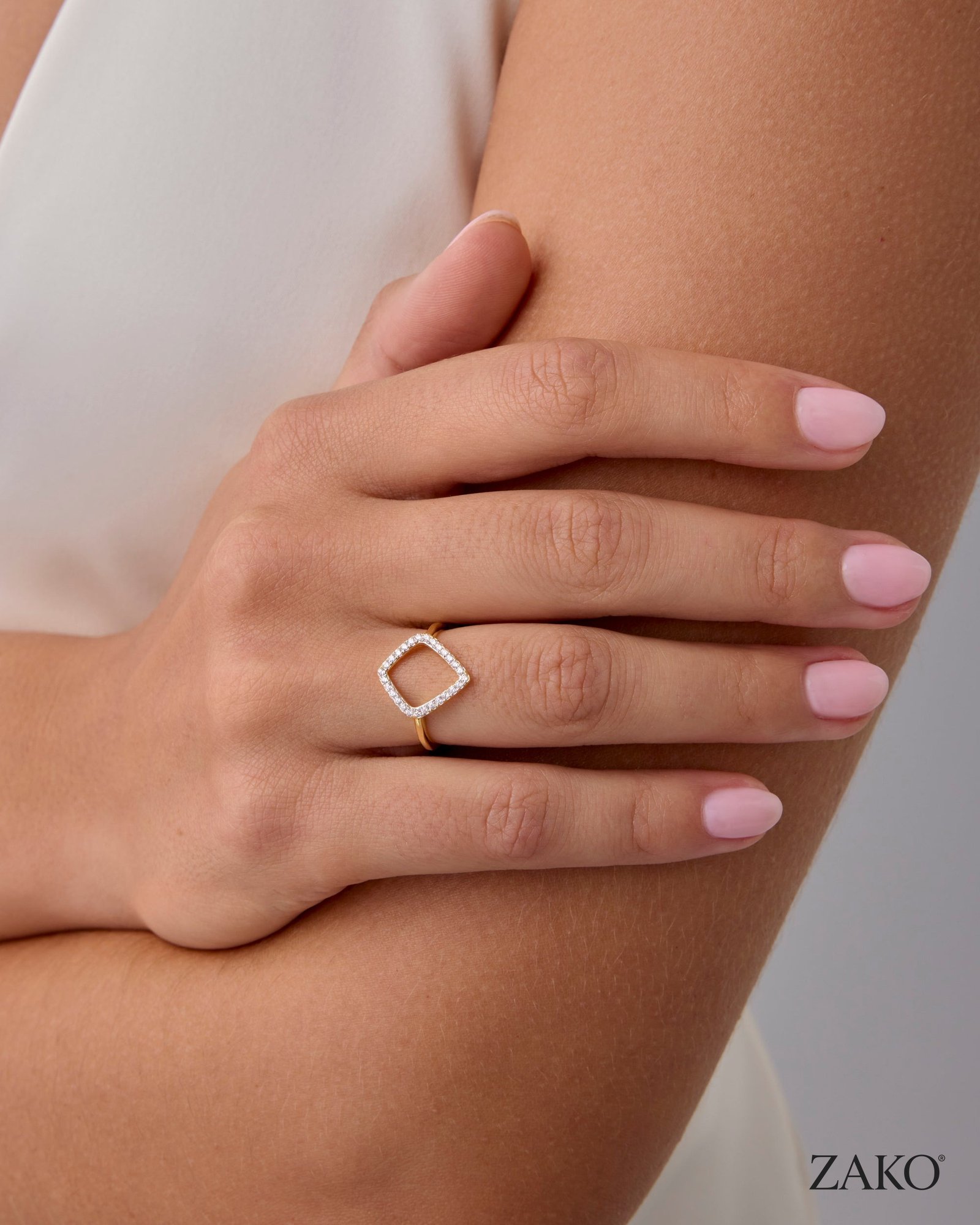 Solene Diamond Ring - Image 4