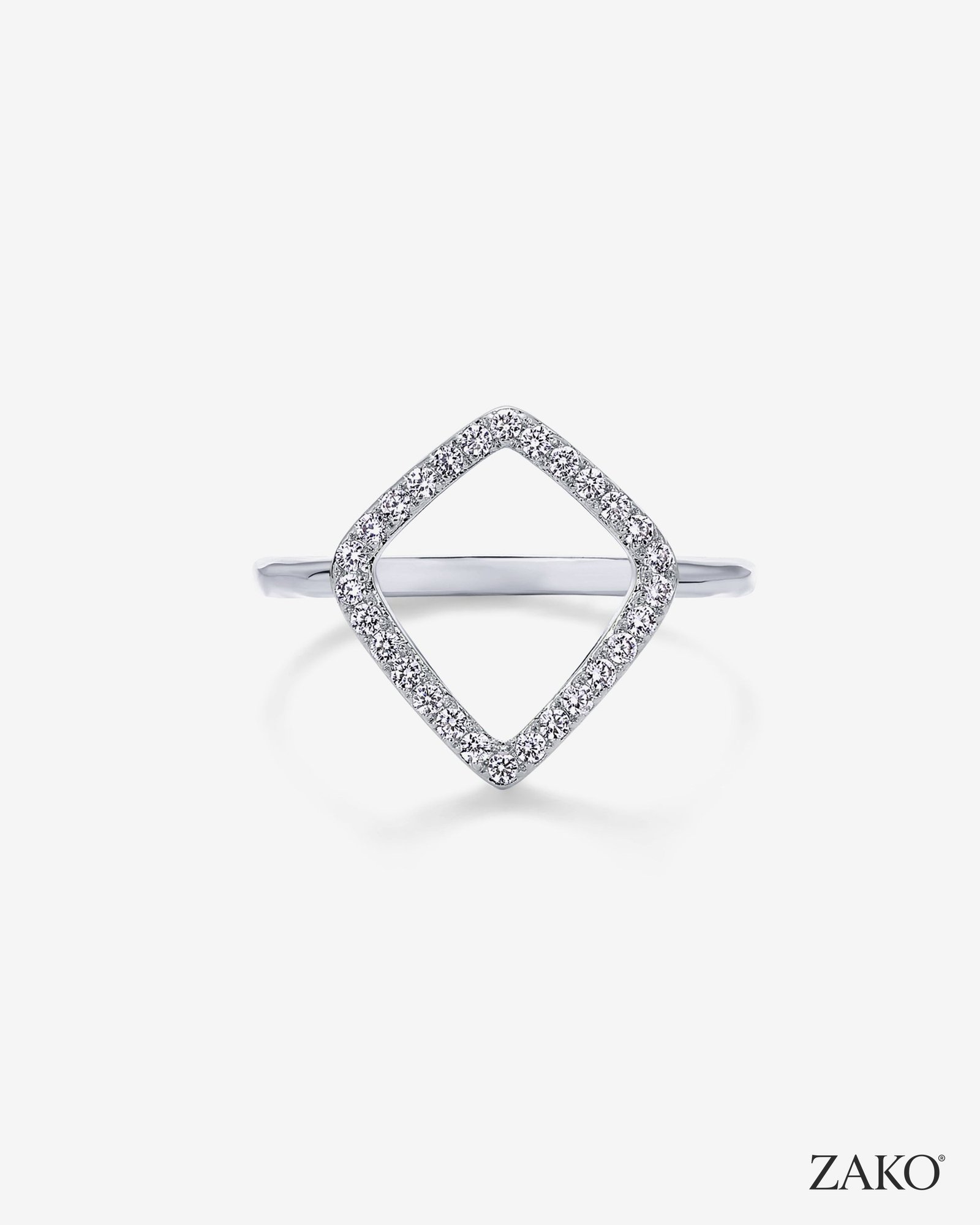 Solene Diamond Ring - Image 7