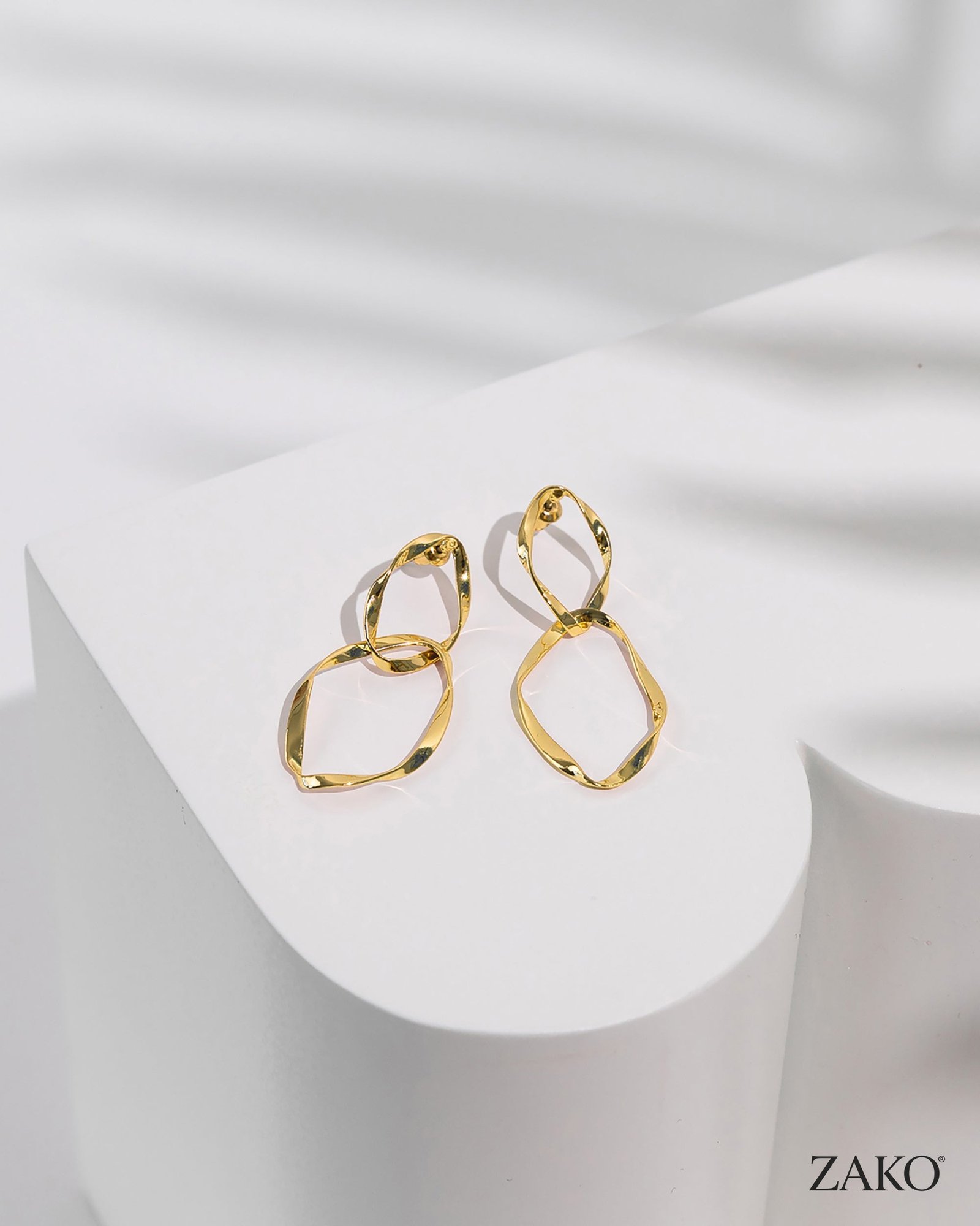 Simone Hoops - Image 2
