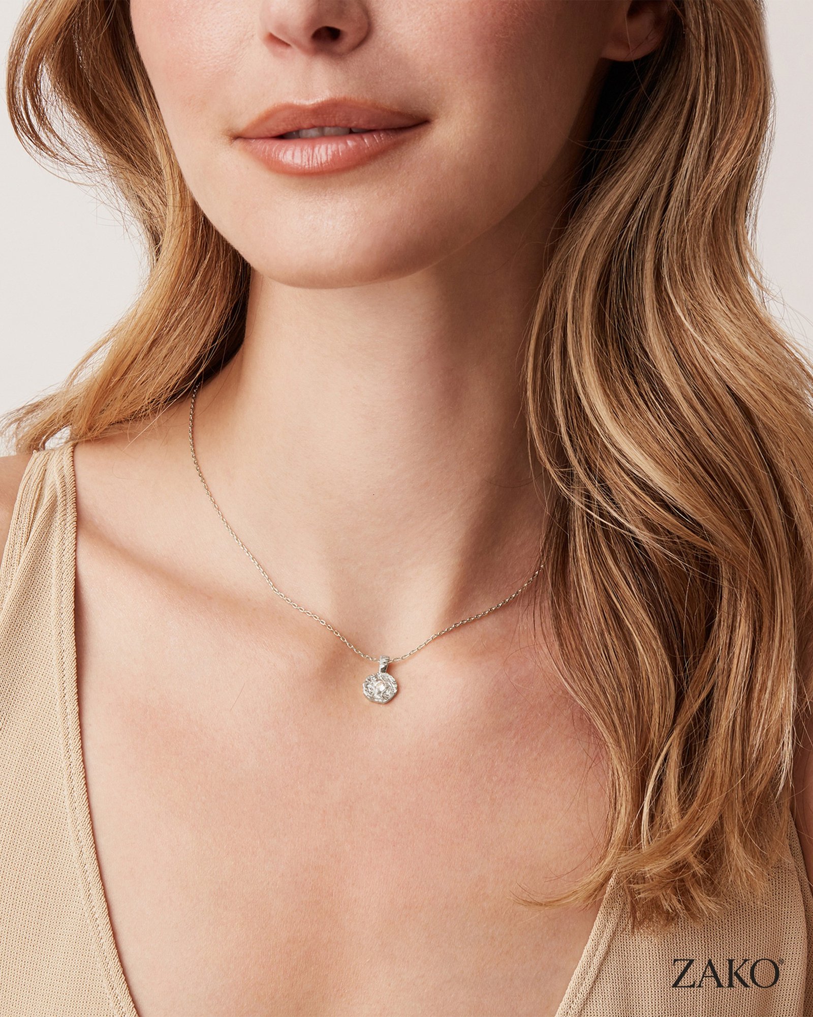 Blanche Coin Pendant - Image 8