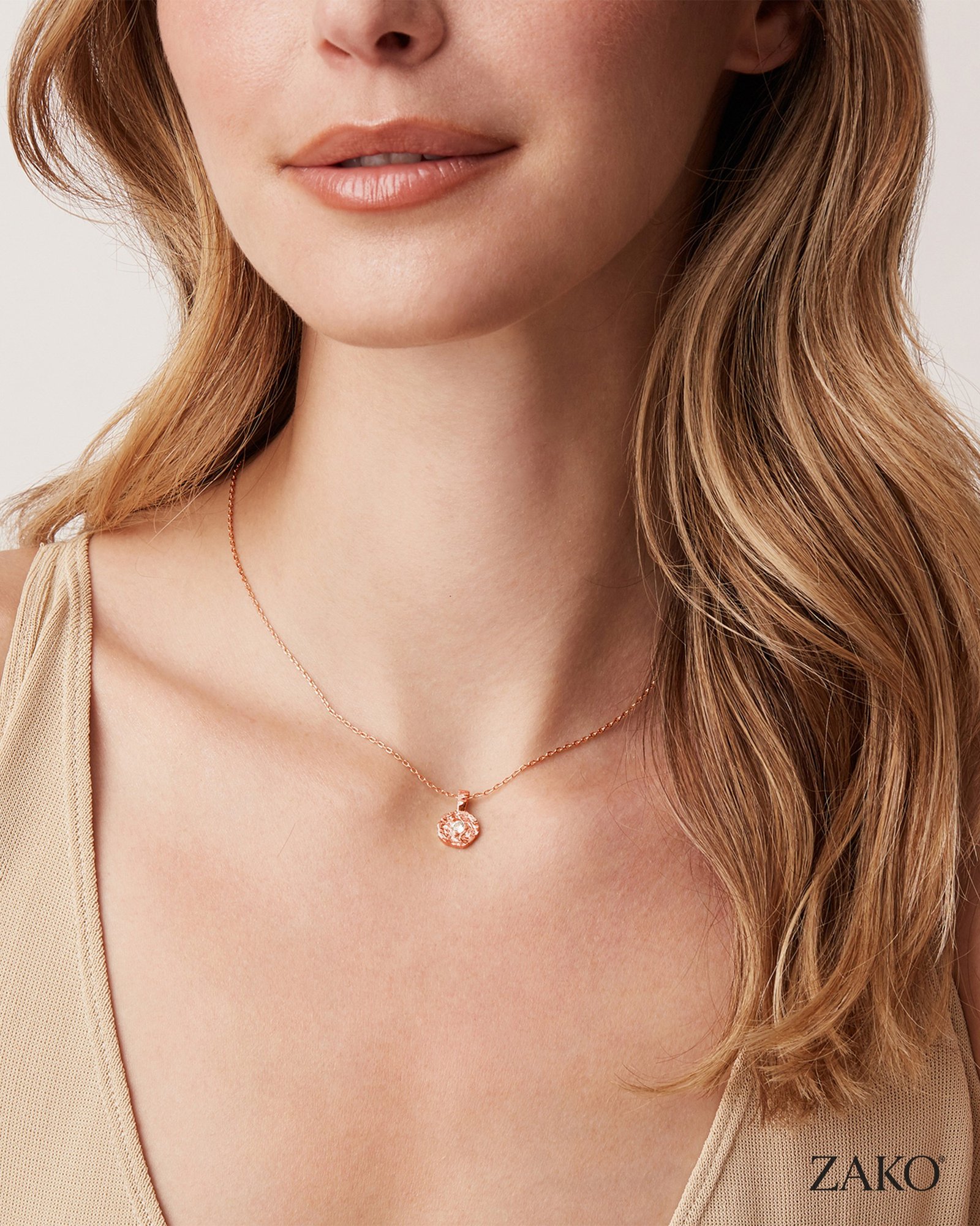 Blanche Coin Pendant - Image 4