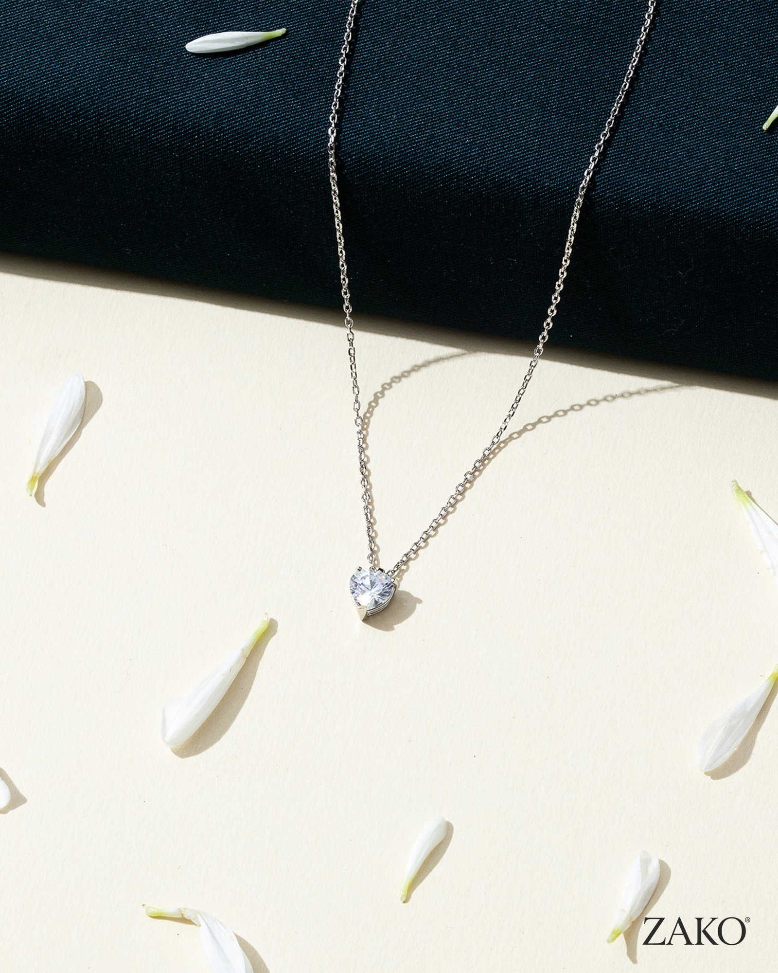 Nola Heart Pendant - Image 8