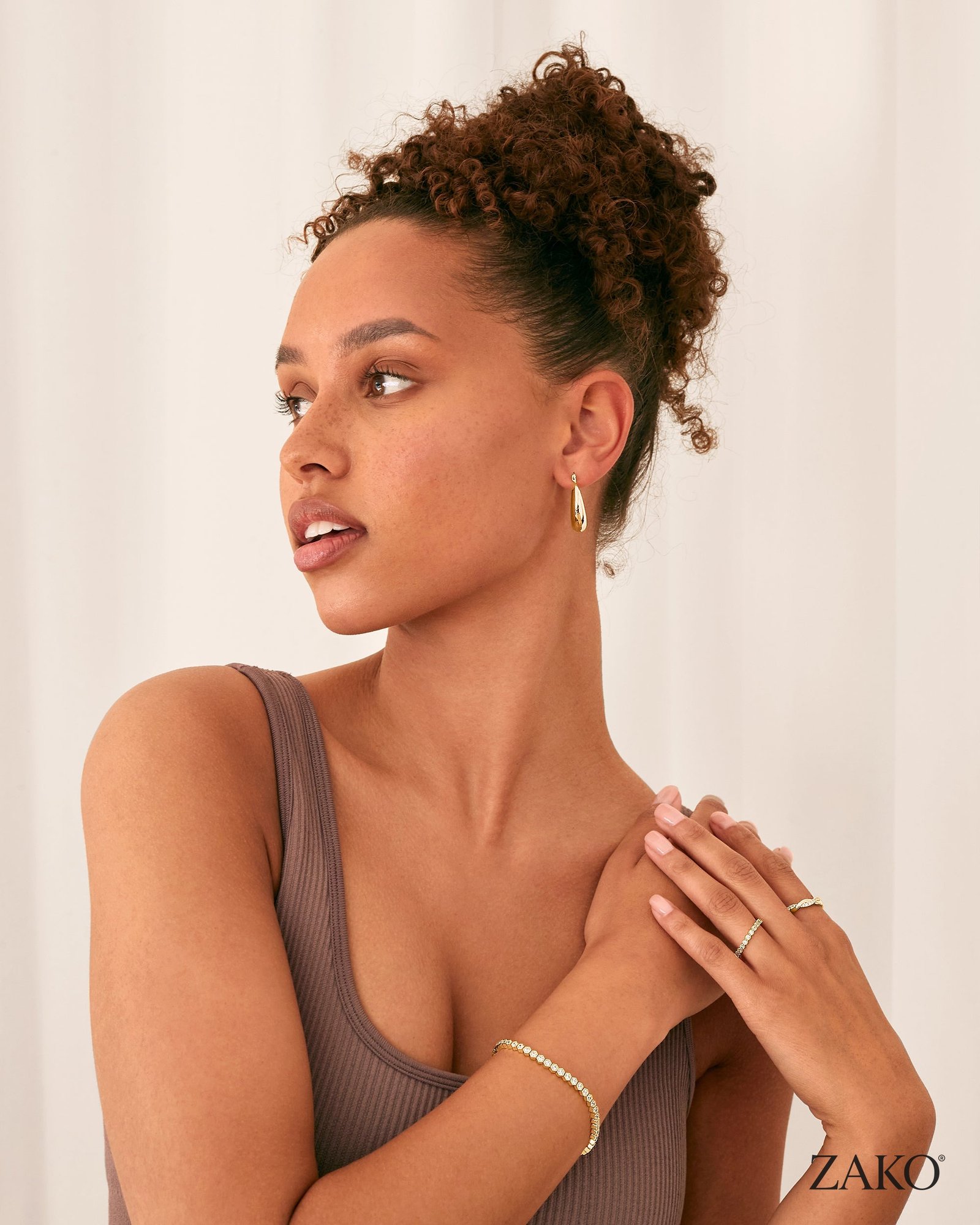 Belle Hoops - Image 11