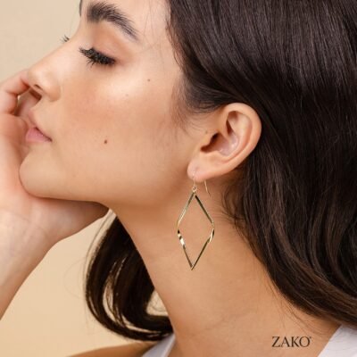 Delia Hoops