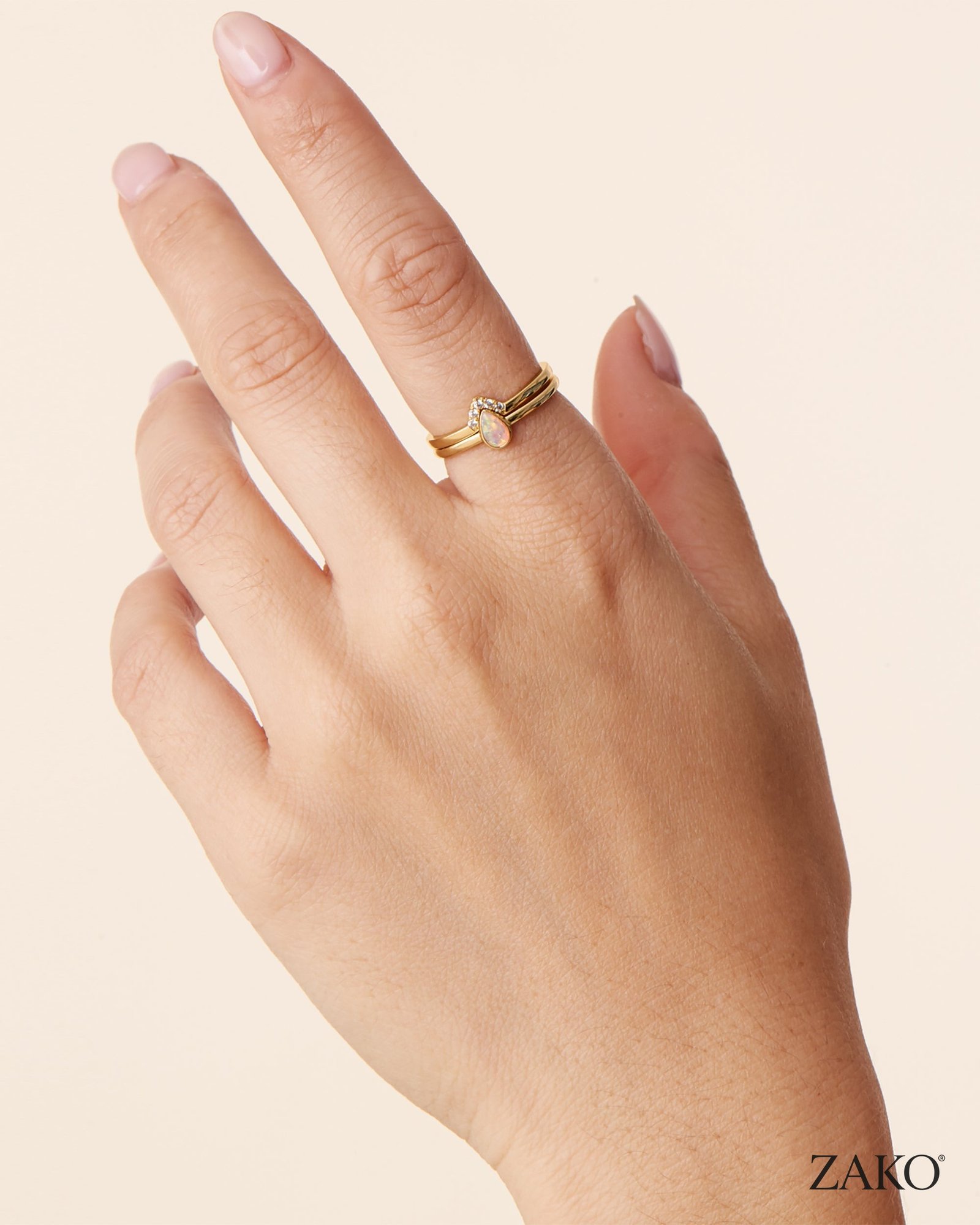 Ysolde Opal Ring - Image 3
