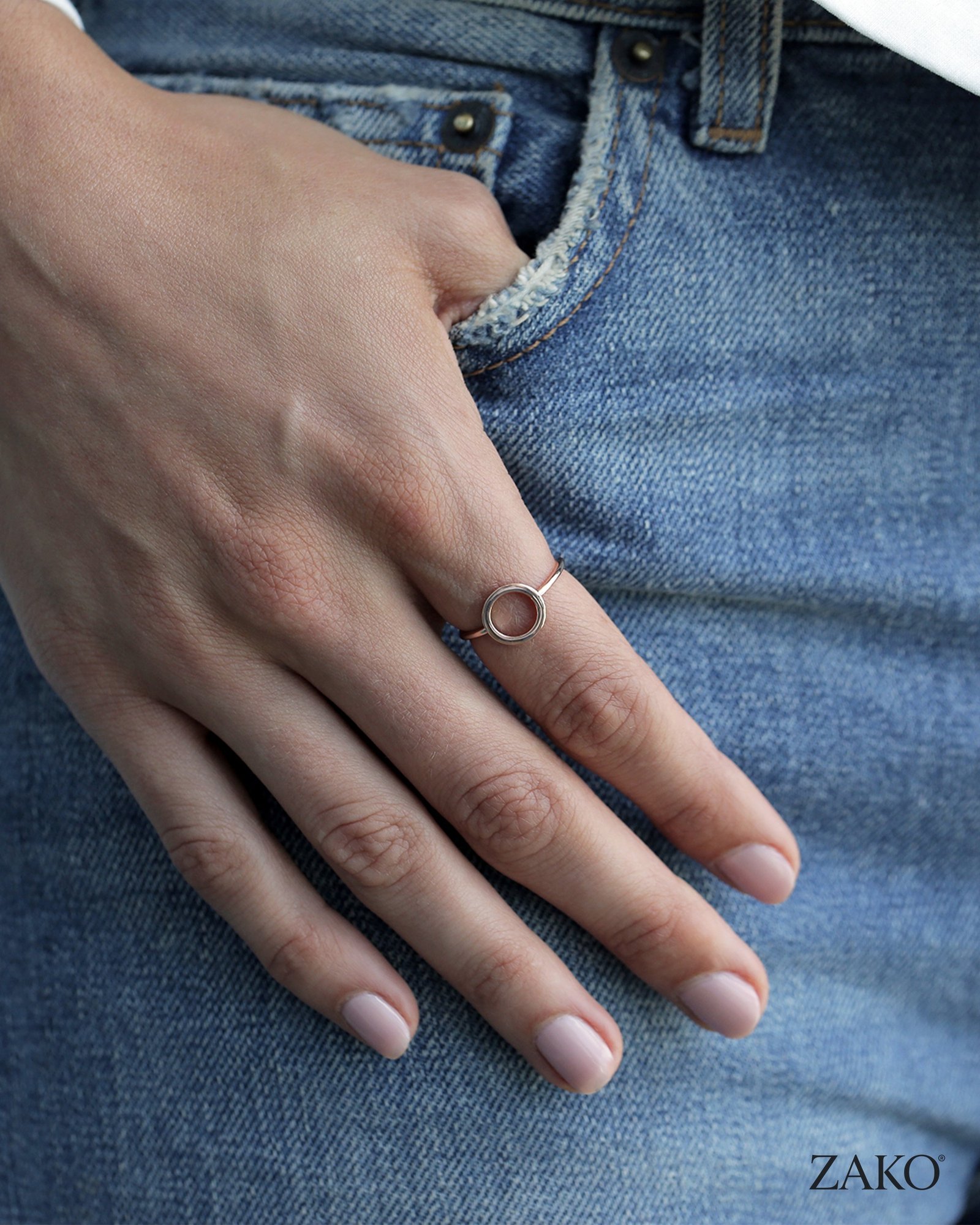 Maeve Circle Ring - Image 9