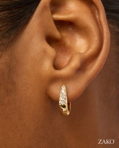 Quinn Huggie Earrings