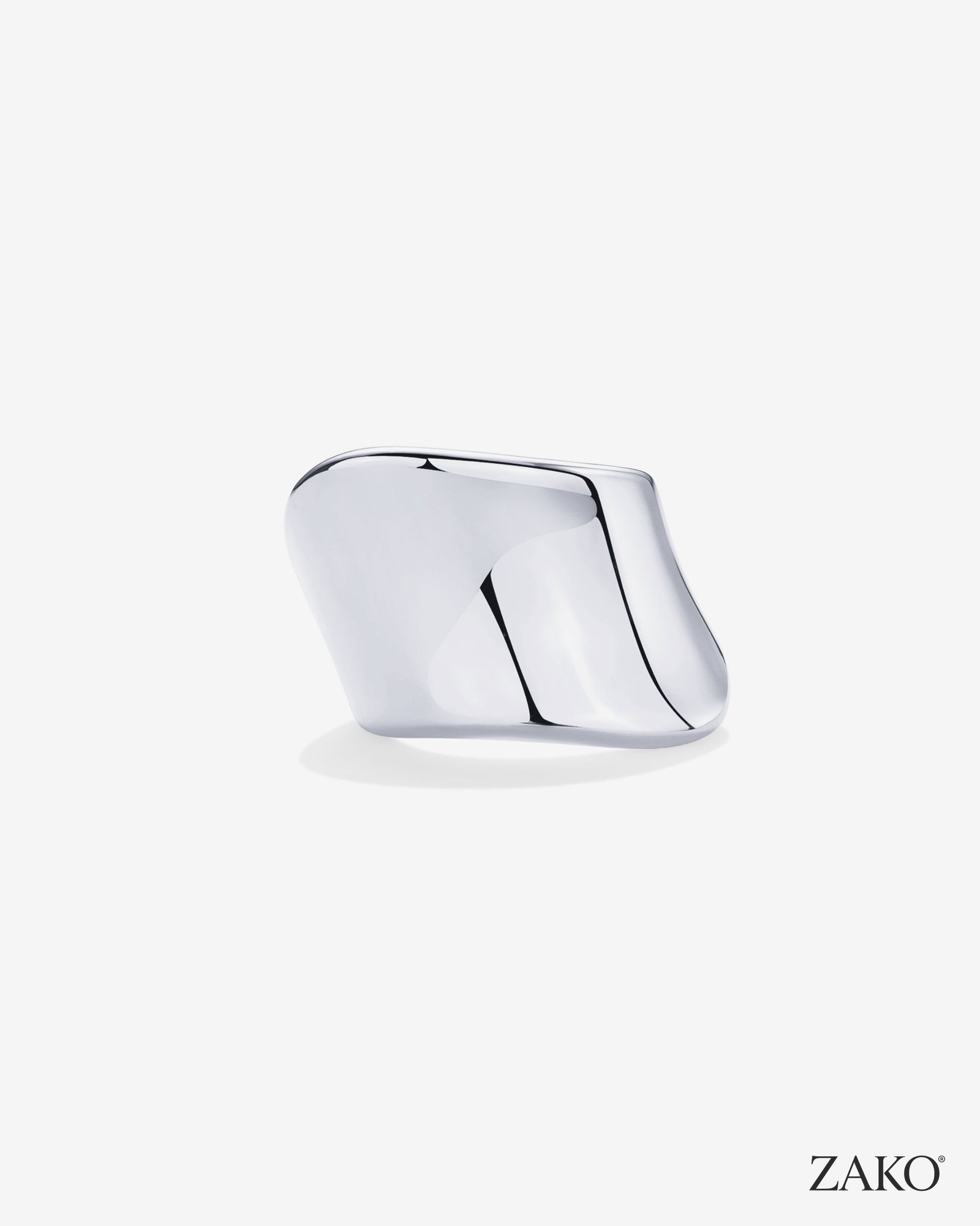 Vera Wide Ring - Image 6