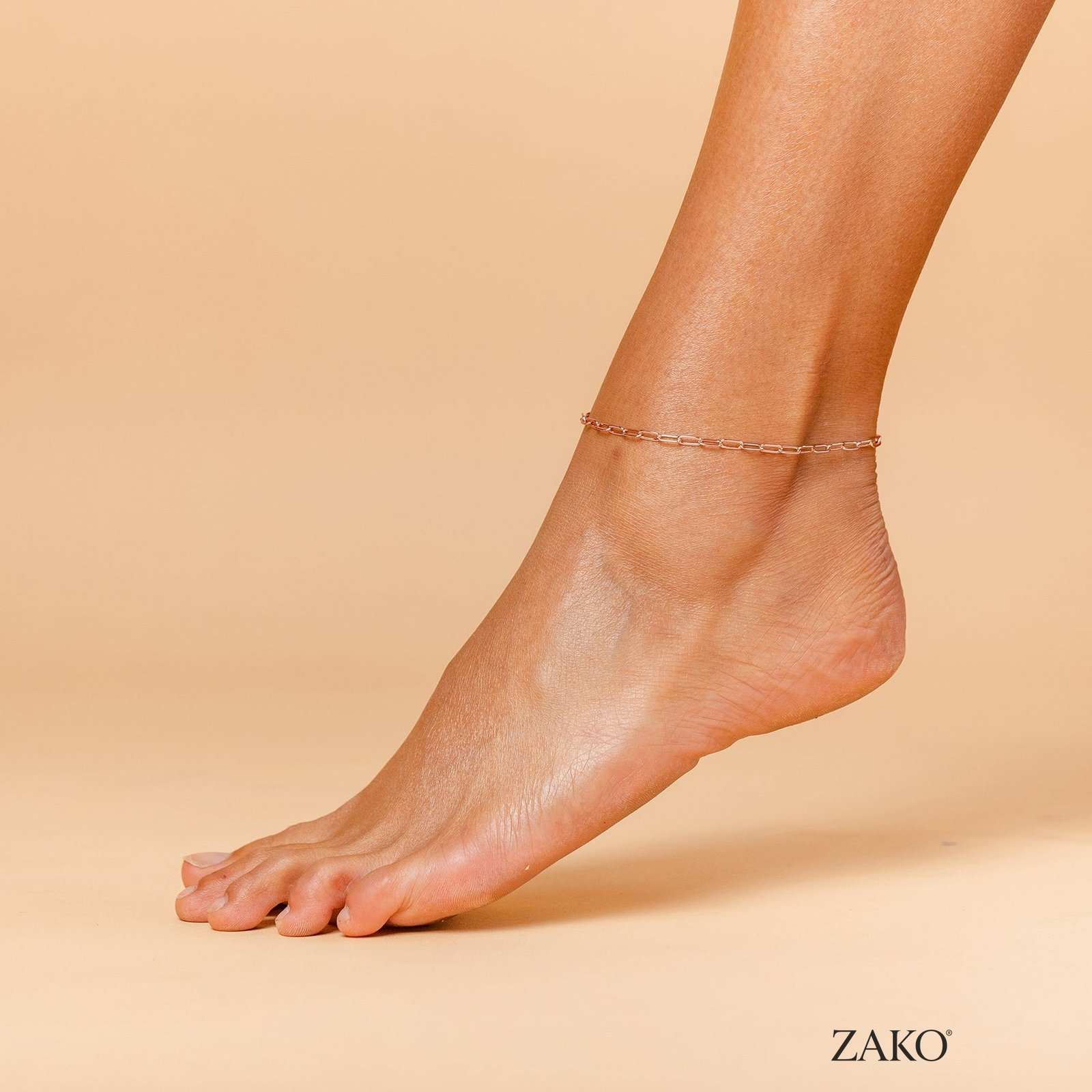 Isolde Paperclip Anklet - Image 8