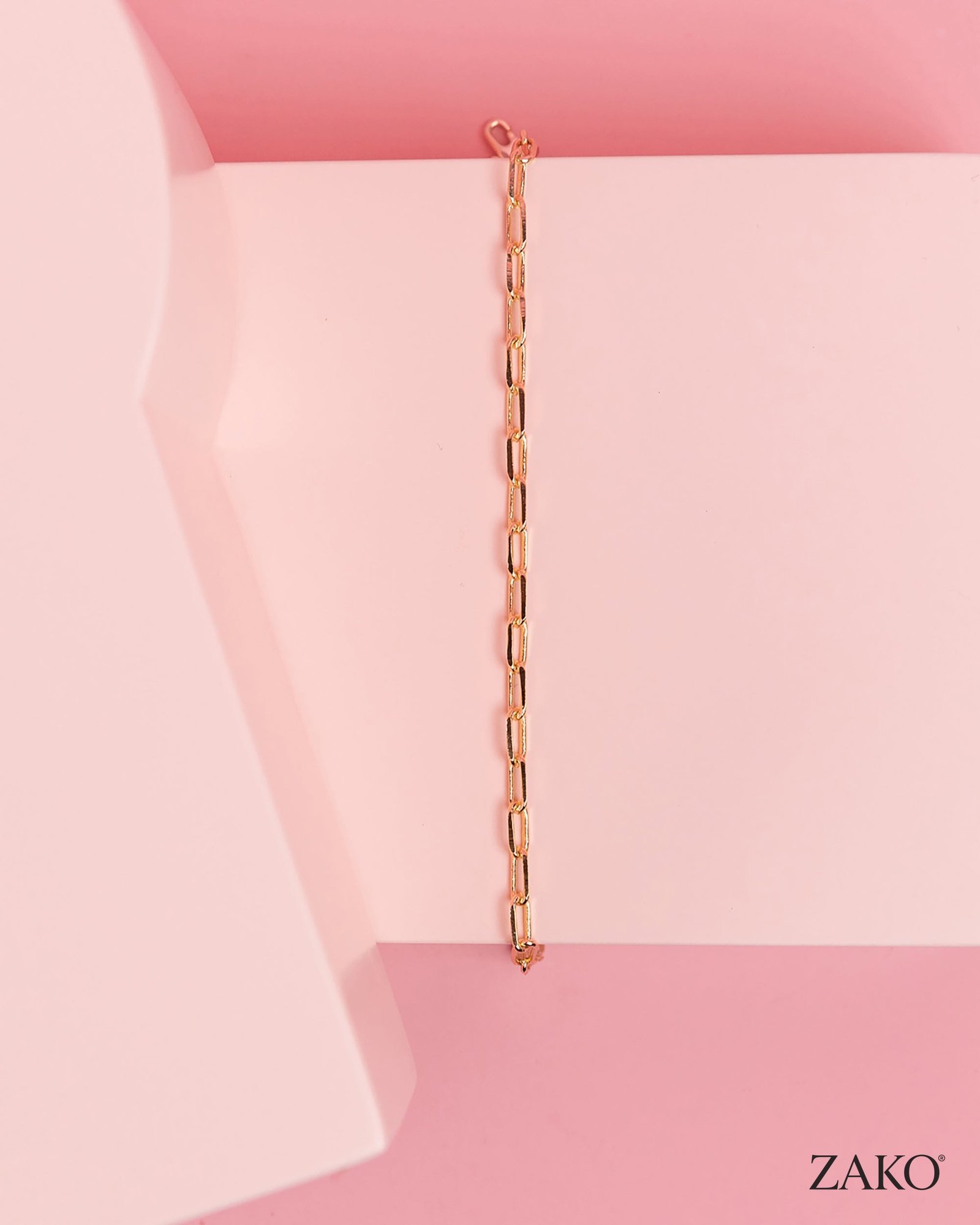 Alba Paperclip Bracelet - Image 4