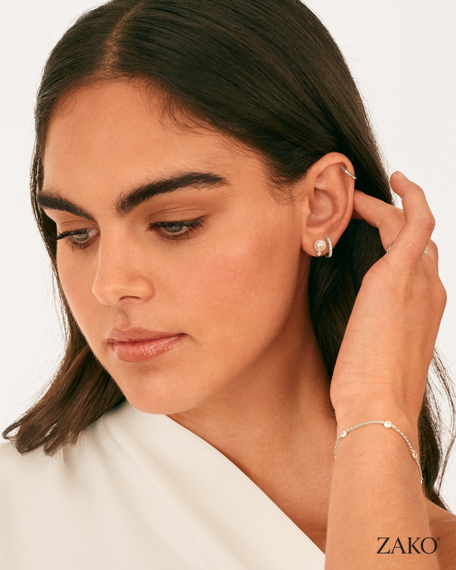 Greta Pearl Studs - Image 8