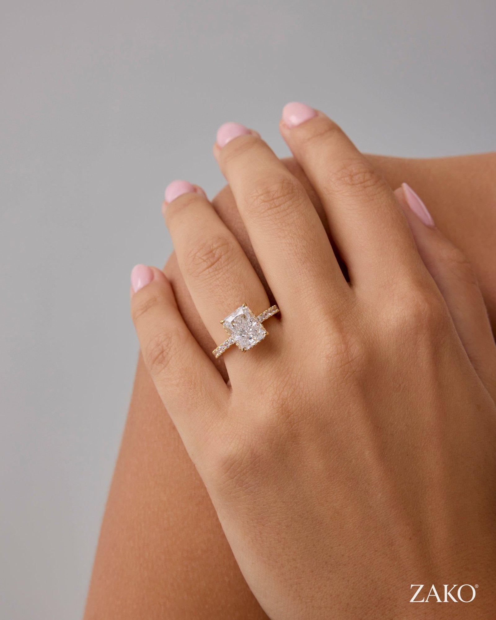 Lumi Radiant Ring - Image 4