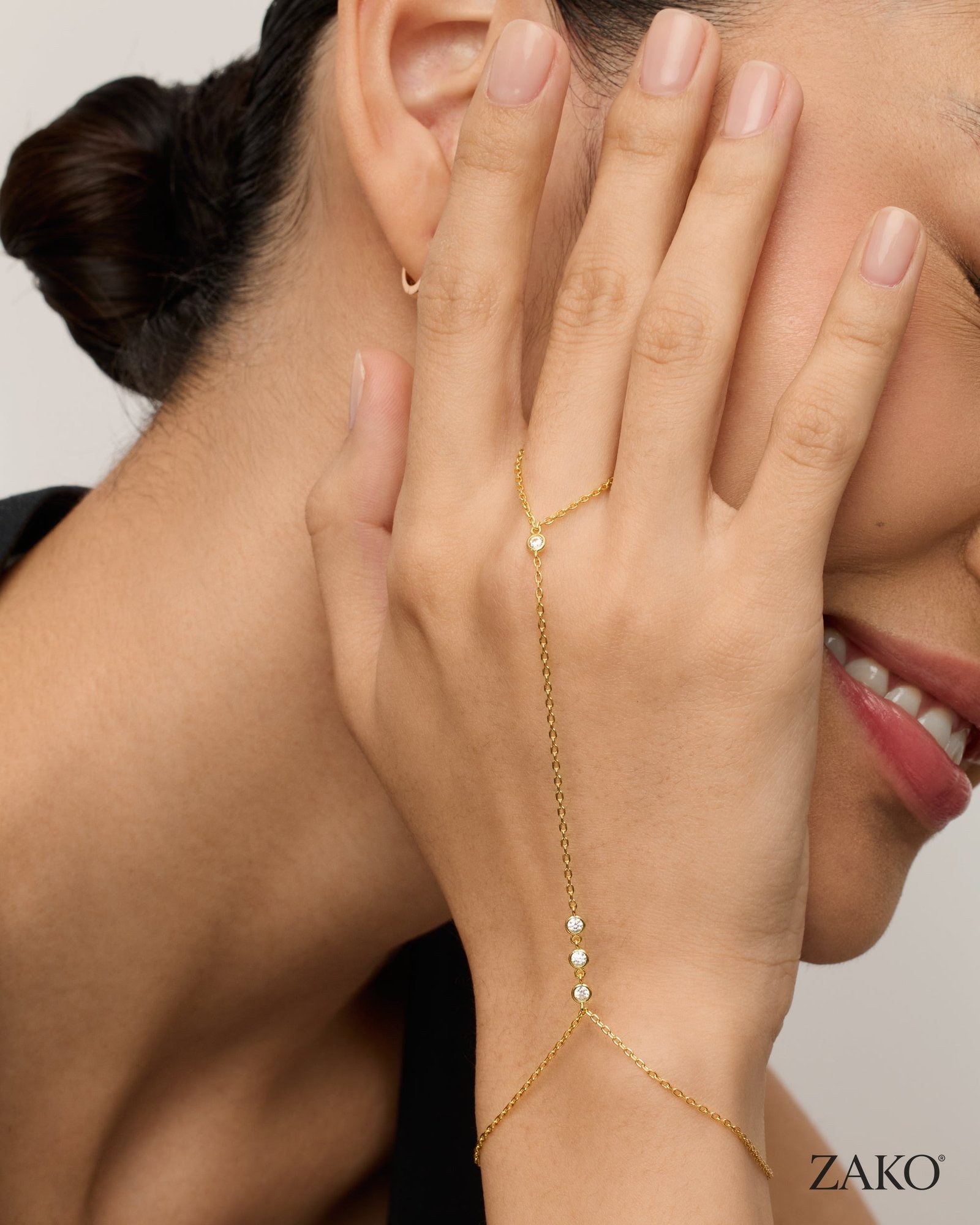 Elio Hand Chain - Image 3