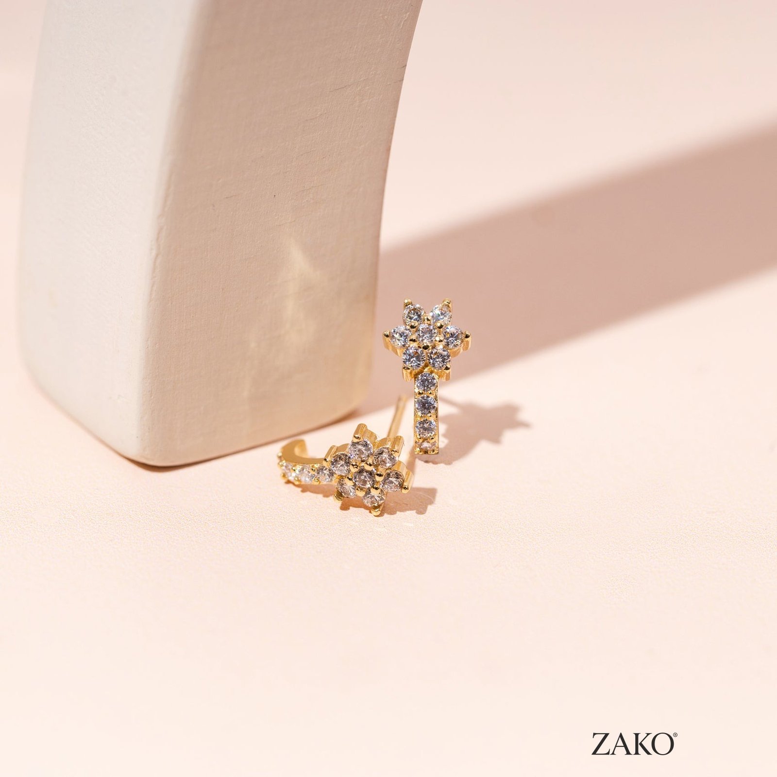 Kolczyki sztyfty z gwiazdką Paloma - obrazek 5