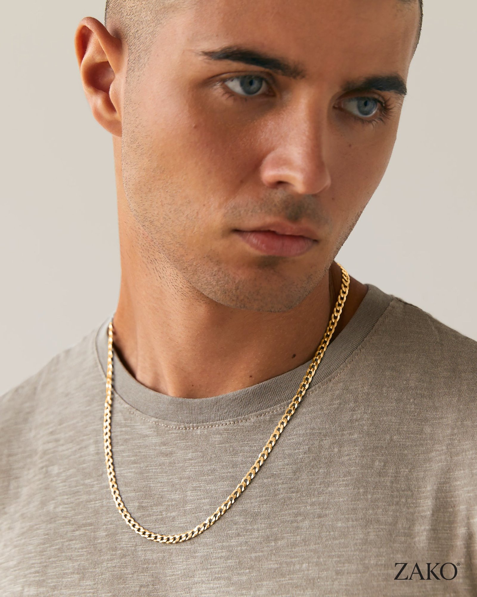 Elio Curb Necklace - Image 4