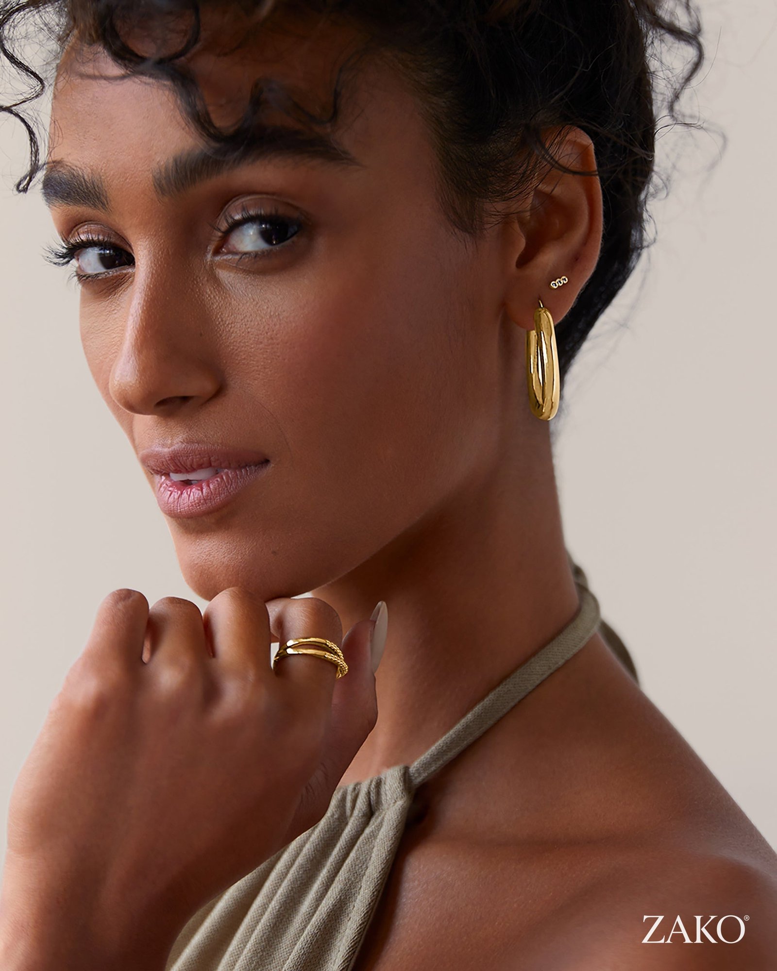 Bianca Bar Studs - Image 6