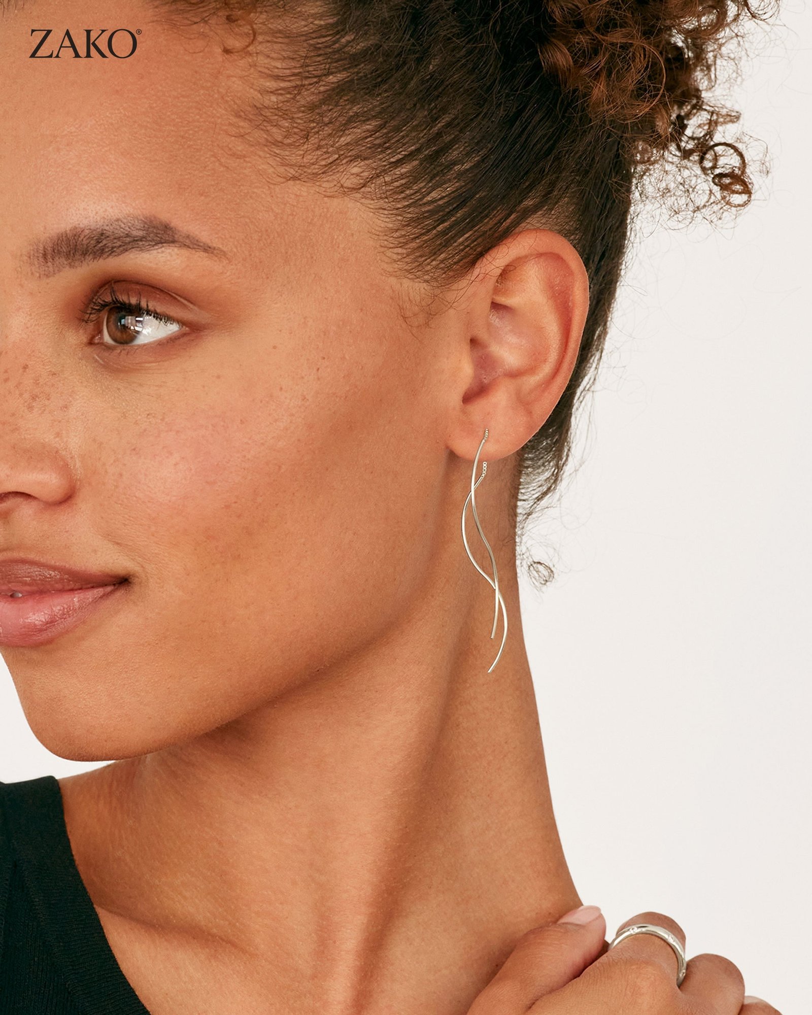Celine Threader Earrings - Image 5