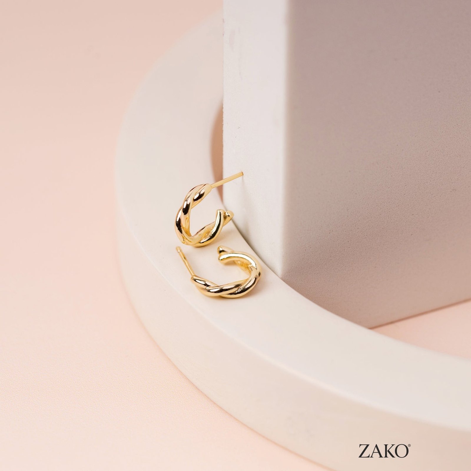 Wilda Hoops - Image 2