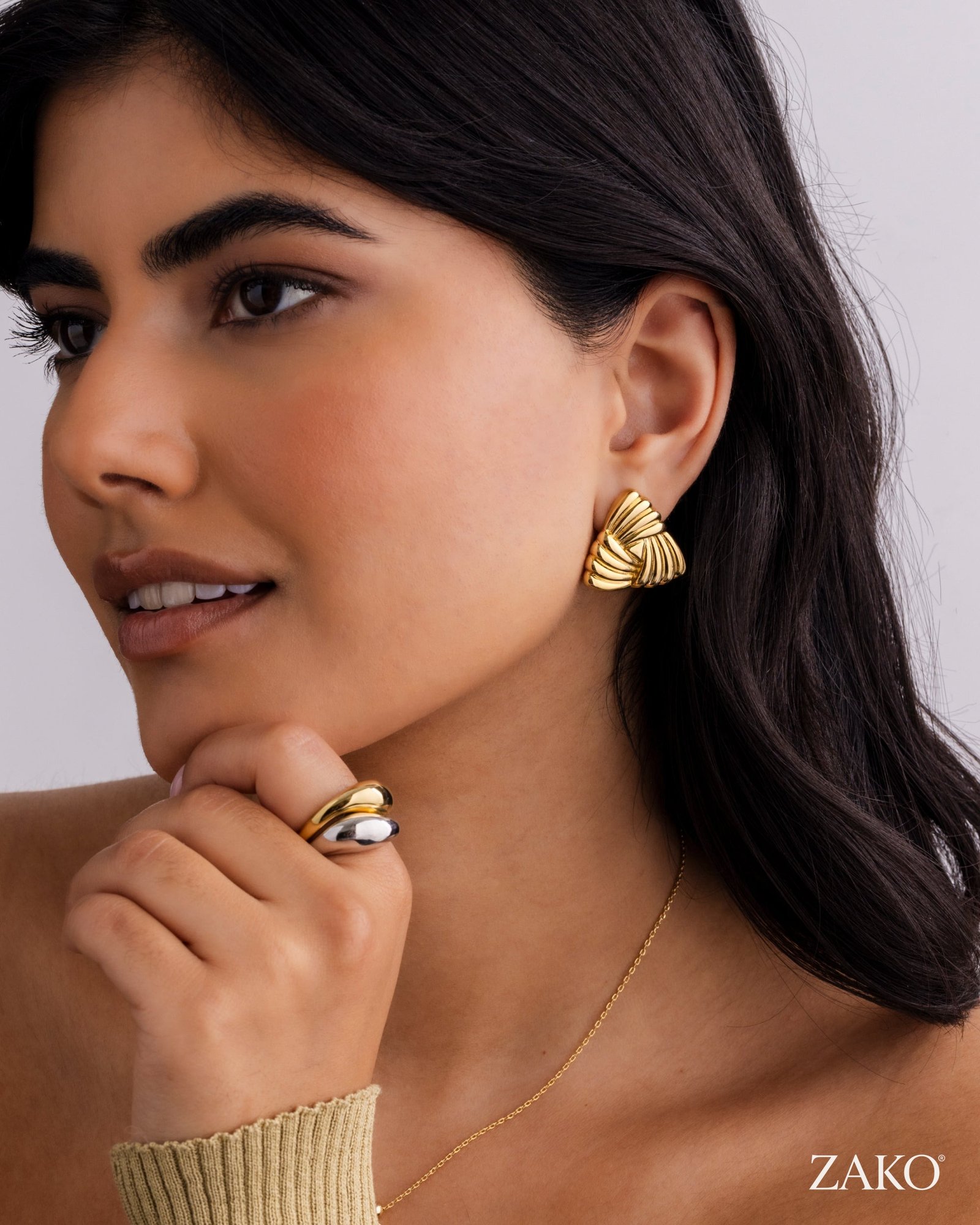 Maeve Knot Earrings - Image 5