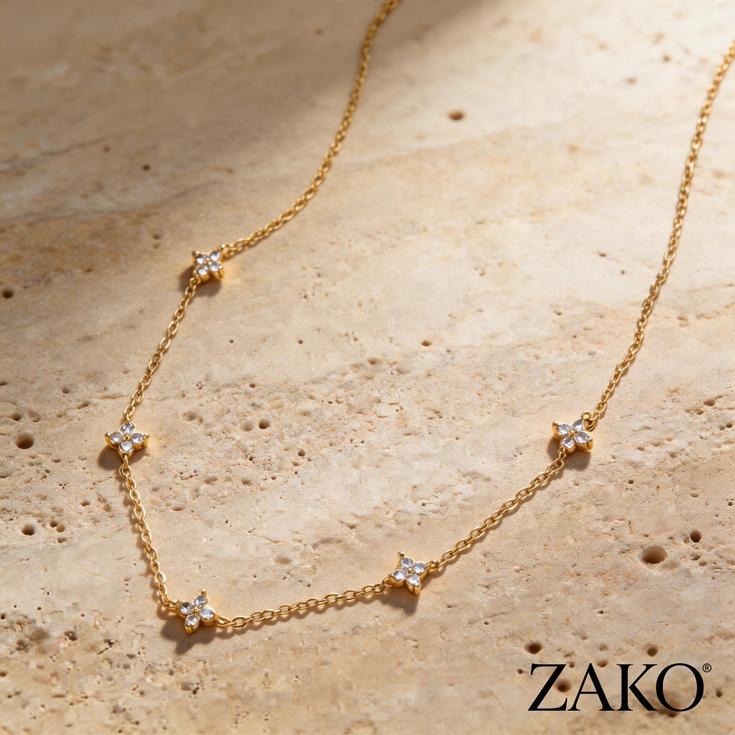 Amélie Clover Necklace - Image 4